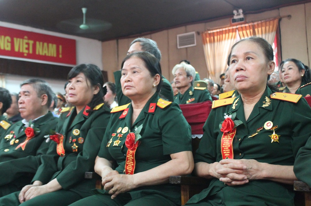 Cựu chiến binh chiến trường B4 - B5 gặp mặt nhân dịp 40 năm giải phóng Trị - Thiên - 4 Các cựu chiến binh tham gia giải phóng Trị - Thiên 40 năm trước tại buổi gặp mặt.
