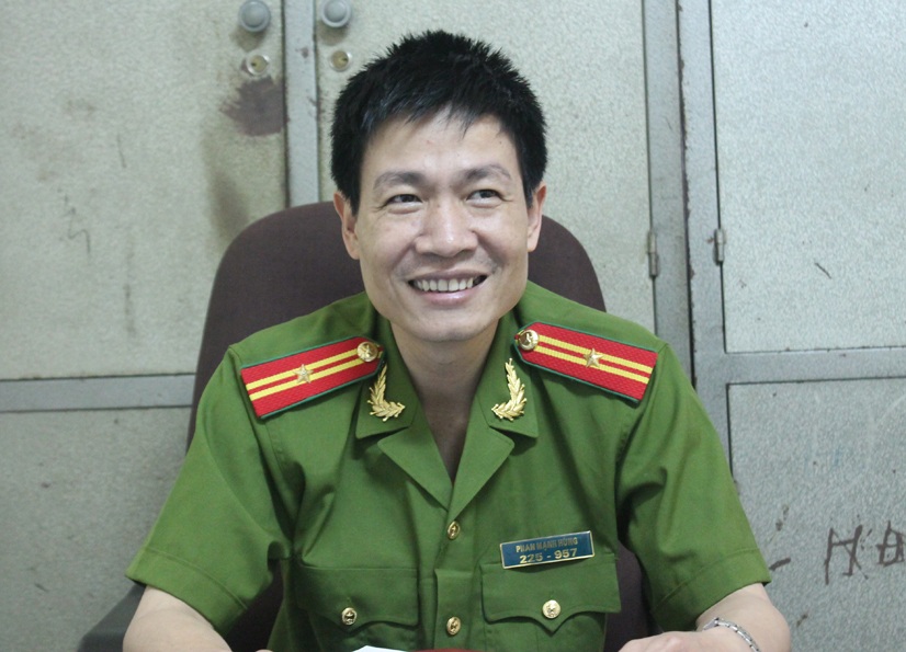 Thiếu tá Phan Mạnh Hùng: “Hiểm nguy là thử thách để rèn luyện bản thân” - 1 Thiếu tá Phan Mạnh Hùng - khắc tinh của tội phạm ma túy.