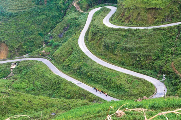 “Đơm” máy bay địch trên đèo Pha Đin - 2 Đèo Pha Đin trở thành huyền thoại trong chiến tranh chống thực dân Pháp (ảnh Vietnamtravel).