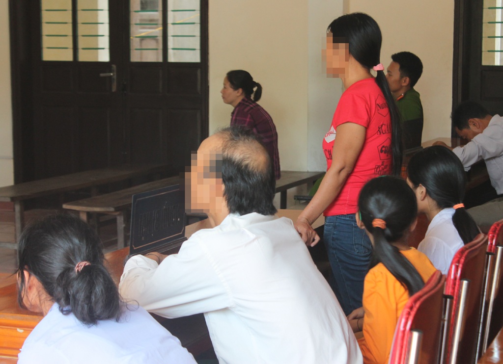 Bị cáo Vi Thanh Tùng tại phiên tòa.