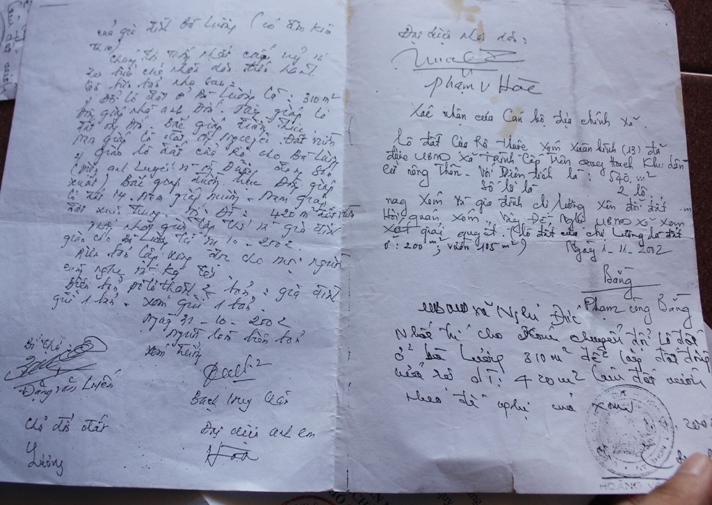 Nghệ An: Đổi đất cho xóm, dài cổ chờ cấp sổ đỏ