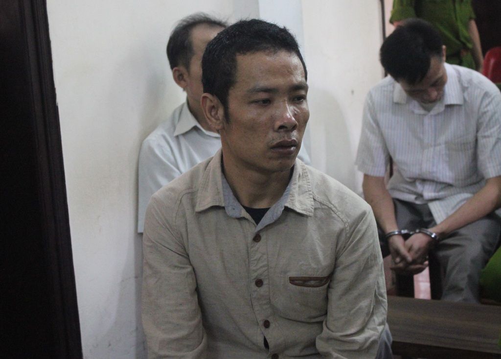 Người nhà bị hại chửi bới, gây hỗn loạn trước cổng tòa án - 1 Bị cáo Cao Xuân Thanh - người bị truy tố ra trước pháp luật về tội giết người.