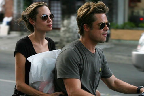 Đại gia đình Angelina Jolie - Brad Pitt nghỉ dưỡng tại Côn Đảo - 2 Đại gia đình Angelina Jolie - Brad Pitt nghỉ dưỡng tại Côn Đảo - 2