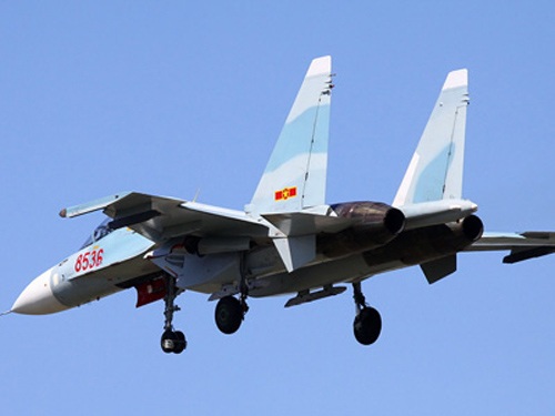 Năm Rồng thêm vũ khí “khủng”  - 2