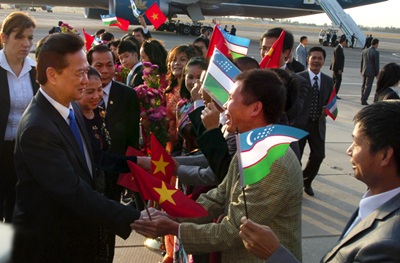 Thủ tướng Nguyễn Tấn Dũng thăm chính thức Uzbekistan  - 2