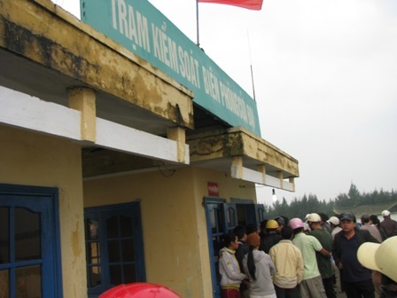 Chìm tàu từ đảo Cù Lao Chàm vào Hội An, 5 người mất tích - 6