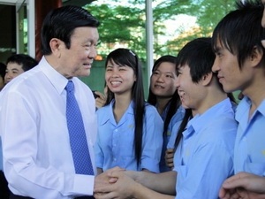 Chủ tịch nước chúc Tết công nhân tại Đồng Nai  - 1