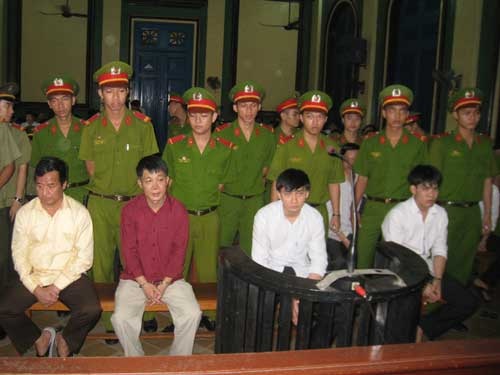 Ngô Quang Chướng lãnh án chung thân - 3 Ngô Quang Chướng lãnh án chung thân - 3