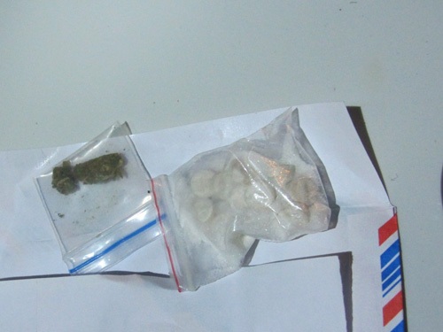 Đi xe BMW mang theo súng, dọa gọi điện cho Phó Thủ tướng - 3