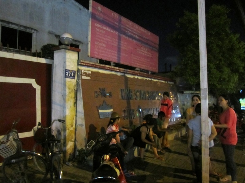 Cháy công ty may, 3 người nhập viện