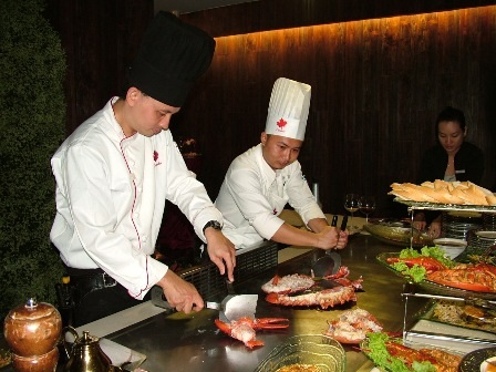 Tổng lãnh sự Canada giới thiệu các hải sản đặc sản của Canada