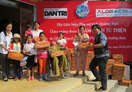 Chuyến khám bệnh nhiều nghĩa tình của Dân trí