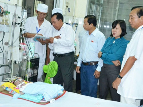 Tuấn Thịnh trên giường bệnh