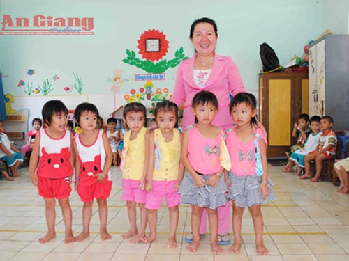 Lớp mẫu giáo có 3 cặp song sinh