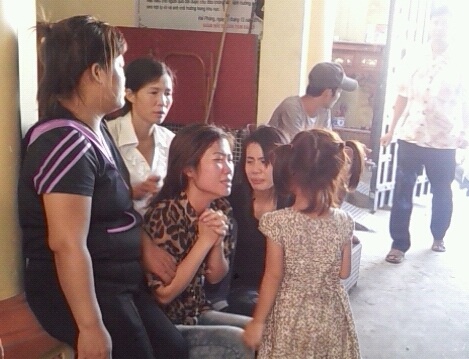 Vợ con anh Mạnh đau đớn trước hung tin