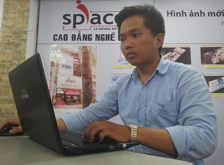 Sinh viên Việt Nam đầu tiên đạt chứng chỉ bảo mật của Mỹ - 1 Đinh Đình Nhân, sinh viên Việt Nam đầu tiên đạt được chứng chỉ bảo mật an ninh của Mỹ.