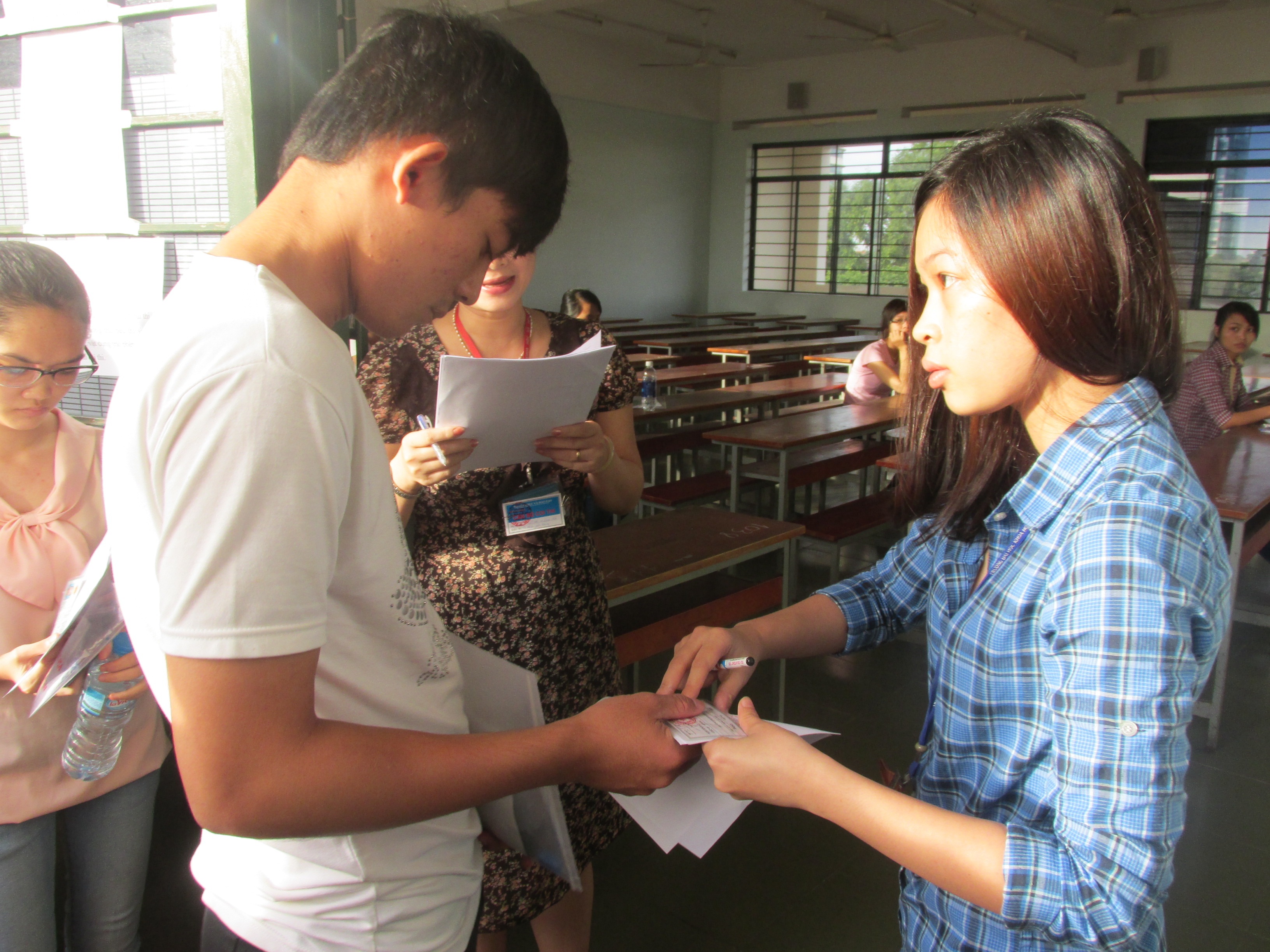 ĐH Quốc gia TPHCM nhận xét tuyển online