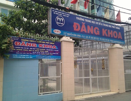 Nội bộ trường tư mâu thuẫn, học sinh, giáo viên lãnh đủ - 1 Nội bộ trường tư mâu thuẫn, học sinh, giáo viên lãnh đủ
