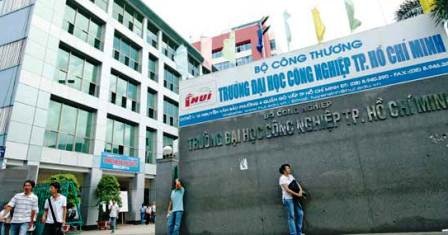 Trường ĐH Công nghiệp TPHCM sẽ thu học phí gần 14 triệu đồng/năm - 1 Trường ĐH Công nghiệp TPHCM được tự chủ nhiều hoạt động (ảnh internet)