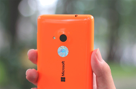 Lumia 535 - điện thoại giá ổn, chuyên selfie