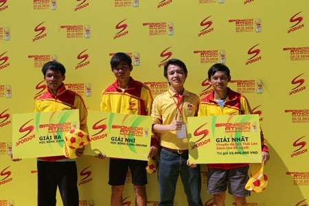 Sponsor-athon 2014: Ngày hội vận động vui nhộn đầy thú vị! - 5 Thử thách vượt núi nhân tạo với độ ca