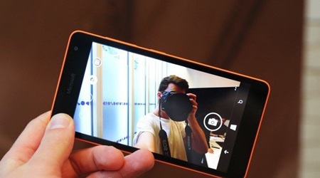 Góc chụp rộng giúp bao quát không gian