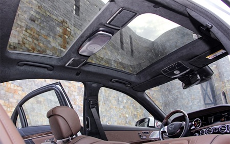 Mercedes-Benz AMG - Thay đổi để khác biệt - 4 Ứng dụng kiệt tác âm thanh Burmester High-end 3D trên dòng xe S-Class