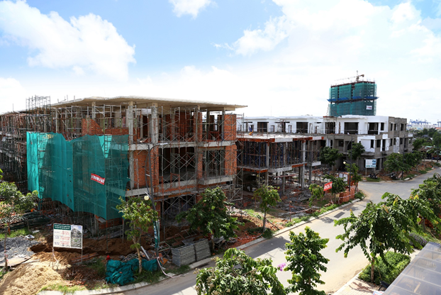 Với tiến độ xây dựng được thắt chặt hàng ngày, cùng hợp đồng bảo lãnh,