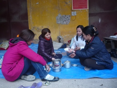 Vụ 800 tiểu thương giữ chợ: Tạm dừng khởi công xây chợ mới - 3