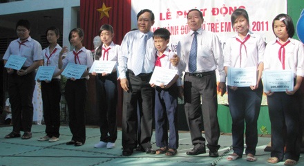 Cần Thơ phát động Tháng hành động vì trẻ em năm 2011 - 2 Cần Thơ phát động Tháng hành động vì trẻ em năm 2011 - 2