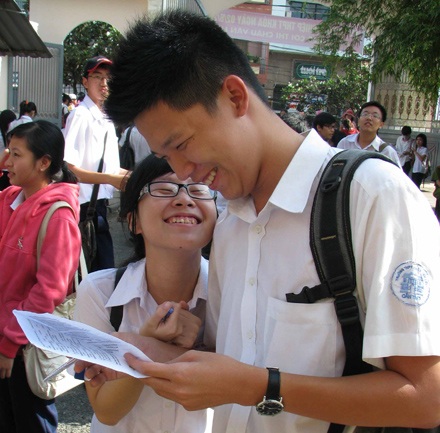 Đề Anh vừa tầm, thí sinh phấn khởi - 18 Đề Anh vừa tầm, thí sinh phấn khởi - 18