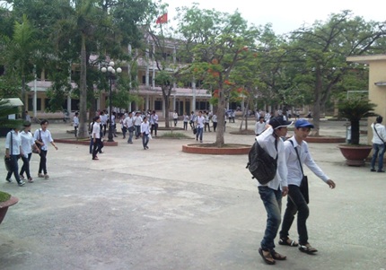 Đề Văn: Hay nhưng hơi khó với HS trung bình - 18