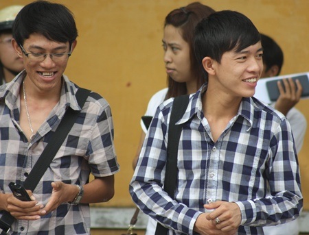 Đề Lý nhẹ nhàng, đề Sinh hơi dài, đề Văn vừa sức - 4