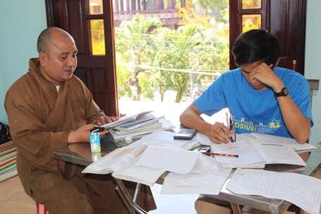 Bữa cơm chay ấm lòng sĩ tử - 3 Bữa cơm chay ấm lòng sĩ tử - 3