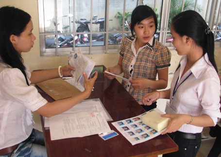 Sáng nay, thí sinh làm thủ tục thi đại học đợt 2 - 3 Sáng nay, thí sinh làm thủ tục thi đại học đợt 2 - 3