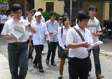 Đề Toán tương đối khó, nhiều thí sinh ra sớm - 6 Đề Toán tương đối khó, nhiều thí sinh ra sớm - 6