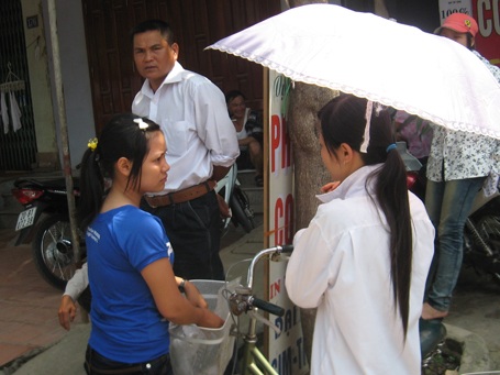 Đề Vật lý cũng khó ngang đề Toán - 16