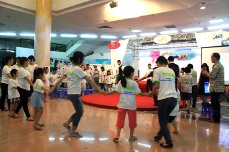 Rộn rã Gala tổng kết trại hè “Thành phố Những người lớn tí hon” - 6