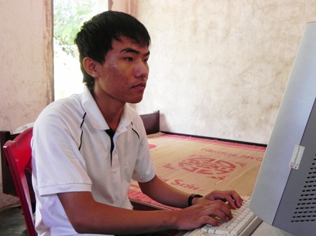 Chàng phụ hồ đỗ thủ khoa ĐH Bách khoa Đà Nẵng - 1 Chàng phụ hồ đỗ thủ khoa ĐH Bách khoa Đà Nẵng - 1