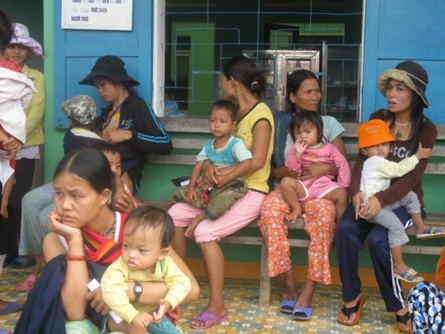 Nữ sinh bỏ học lấy chồng, nhà trường bất lực - 1 Nữ sinh bỏ học lấy chồng, nhà trường bất lực - 1