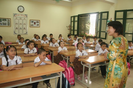 Phụ cấp thâm niên cho hơn 1 triệu nhà giáo từ 1/9/2011 - 2 Phụ cấp thâm niên cho hơn 1 triệu nhà giáo từ 1/9/2011 - 2