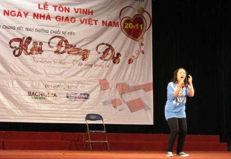 Sôi động đêm tôn vinh Ngày Nhà giáo Việt Nam - 2 Sôi động đêm tôn vinh Ngày Nhà giáo Việt Nam - 2