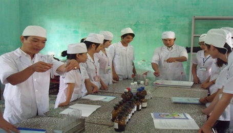 Nâng cao chất lượng dạy và học Trường CĐ Y tế Phú Thọ - 3 Nâng cao chất lượng dạy và học Trường CĐ Y tế Phú Thọ - 3