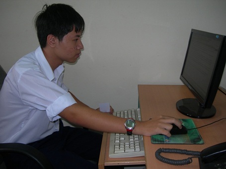 Cậu học trò sáng tạo máy dọn rác thải trên nước - 3 Cậu học trò sáng tạo máy dọn rác thải trên nước - 3