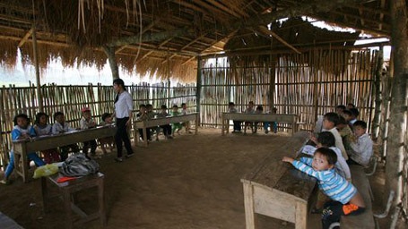 Vượt sông dữ đi lấy chữ - 10 Vượt sông dữ đi lấy chữ - 10