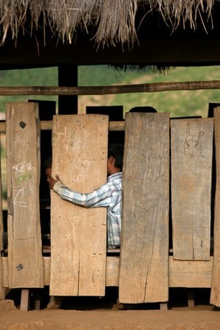 Vượt sông dữ đi lấy chữ - 13 Vượt sông dữ đi lấy chữ - 13