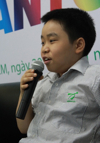 “Tiểu thuyết gia” 10 tuổi thông minh và hóm hỉnh - 2 “Tiểu thuyết gia” 10 tuổi thông minh và hóm hỉnh - 2