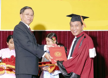 Khan hiếm nhân lực trình độ cao khoa học cơ bản - 1 Khan hiếm nhân lực trình độ cao khoa học cơ bản - 1
