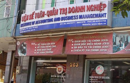 Bộ GD-ĐT tuýt còi 4 cơ sở liên kết đào tạo cử nhân, thạc sỹ, tiến sỹ - 1 Bộ GD-ĐT tuýt còi 4 cơ sở liên kết đào tạo cử nhân, thạc sỹ, tiến sỹ - 1