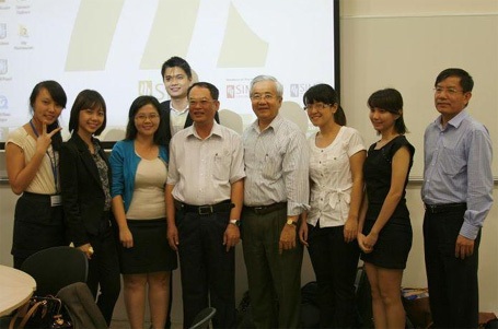 Cộng đồng sinh viên Việt Nam tại SIM, Singapore - 2